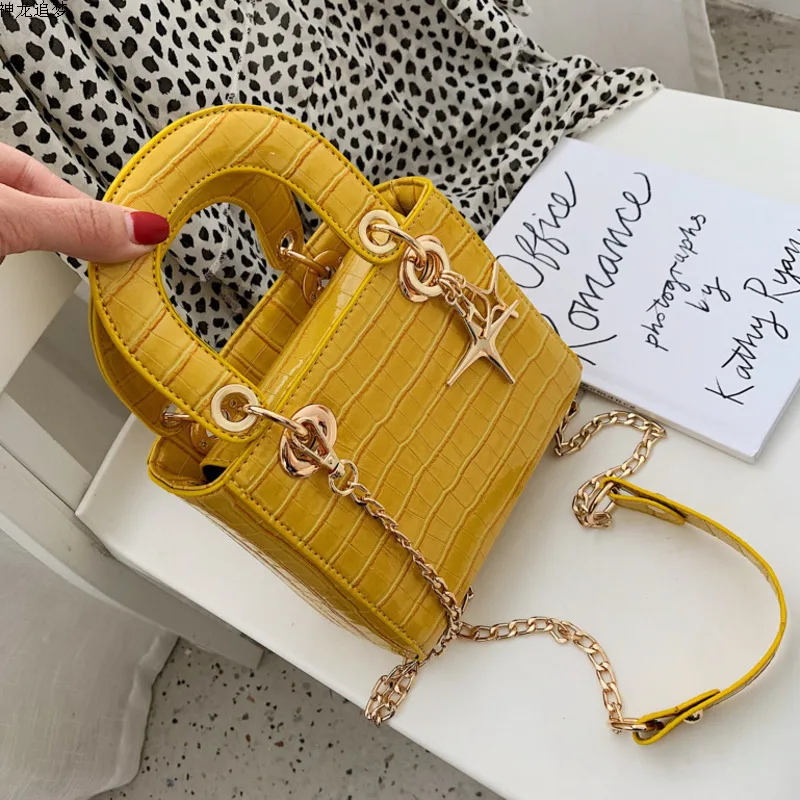 

Female Crossbody Bag For Women 2020 alligator Luxury tote Handbags Designer Sac A Main Ladies Hand Shoulder Messenger tassel Bag