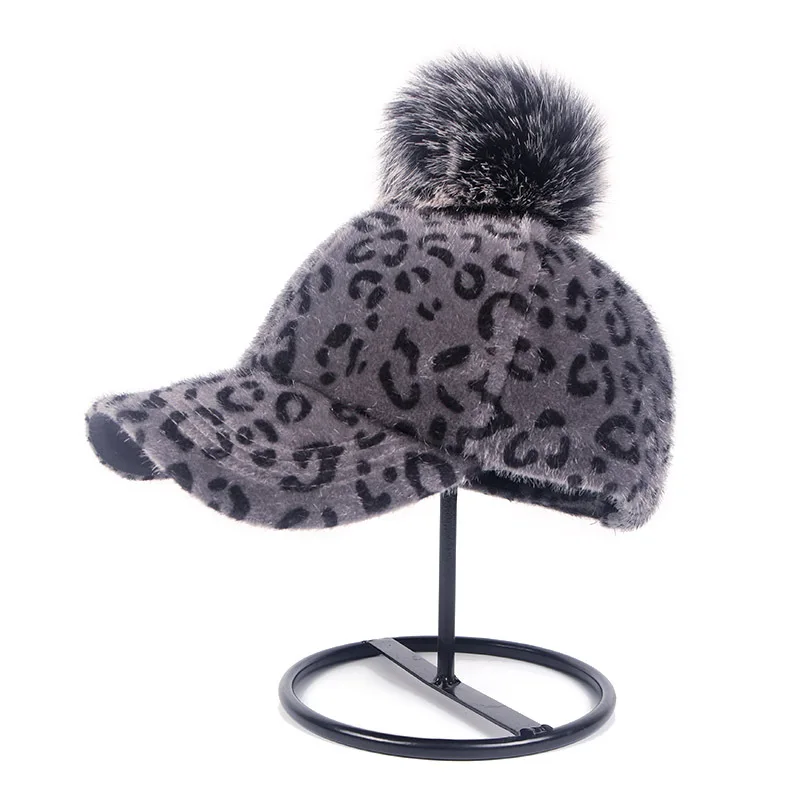 

Leopard Pompom Parent-child Baseball Cap Autumn Winter Thickened Warm Fashion Korean Baseball Cap Women Baseball Hat Snapback