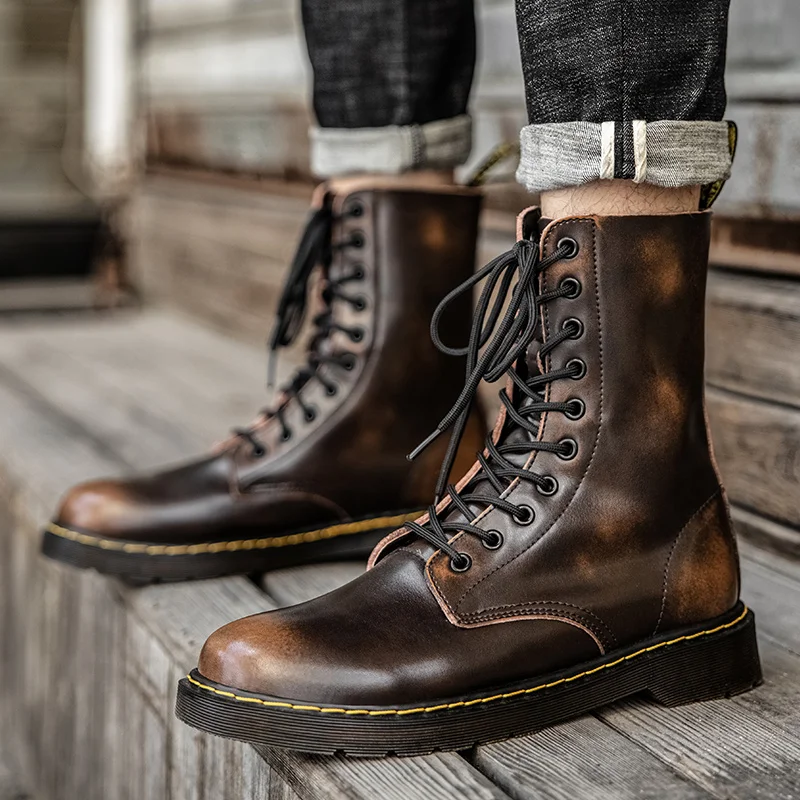 

2020 new men's shoes autumn Martin boots men's tide British leather short boots wild breathable tooling desert military boots
