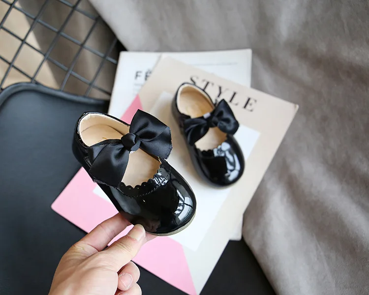 Baby Girls Shoes Patent Leather Princes Shoes Big Bow Mary Janes Party Shoes For Kids Dress Shoe  Autumn Spring Child Baby children's sandals near me