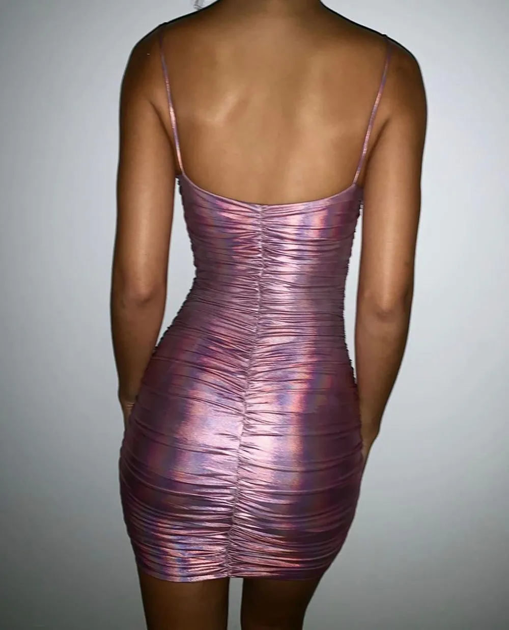 BKLD металлическое блестящее мини-платье без рукавов, женское облегающее сексуальное платье с открытой спиной, вечерние Клубные платья с рюшами, лето