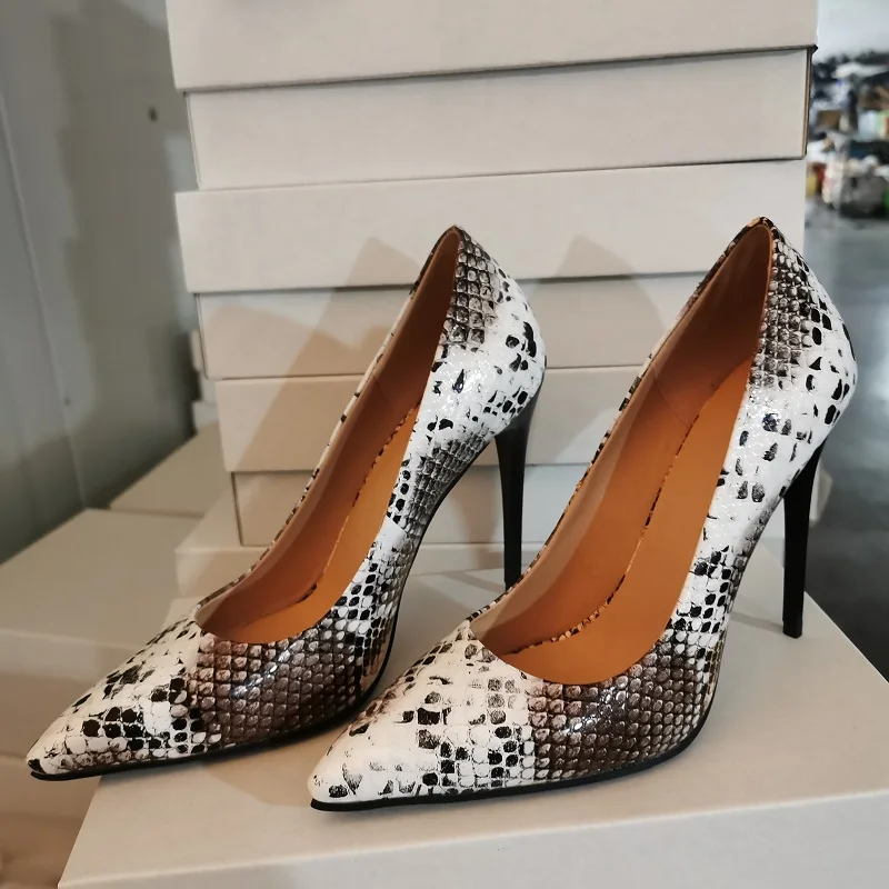 Zapatos de tacón de serpiente para mujer, blancos y negros tacones de  aguja, punta estrecha, de fiesta, talla grande|Zapatos de tacón de mujer| -  AliExpress