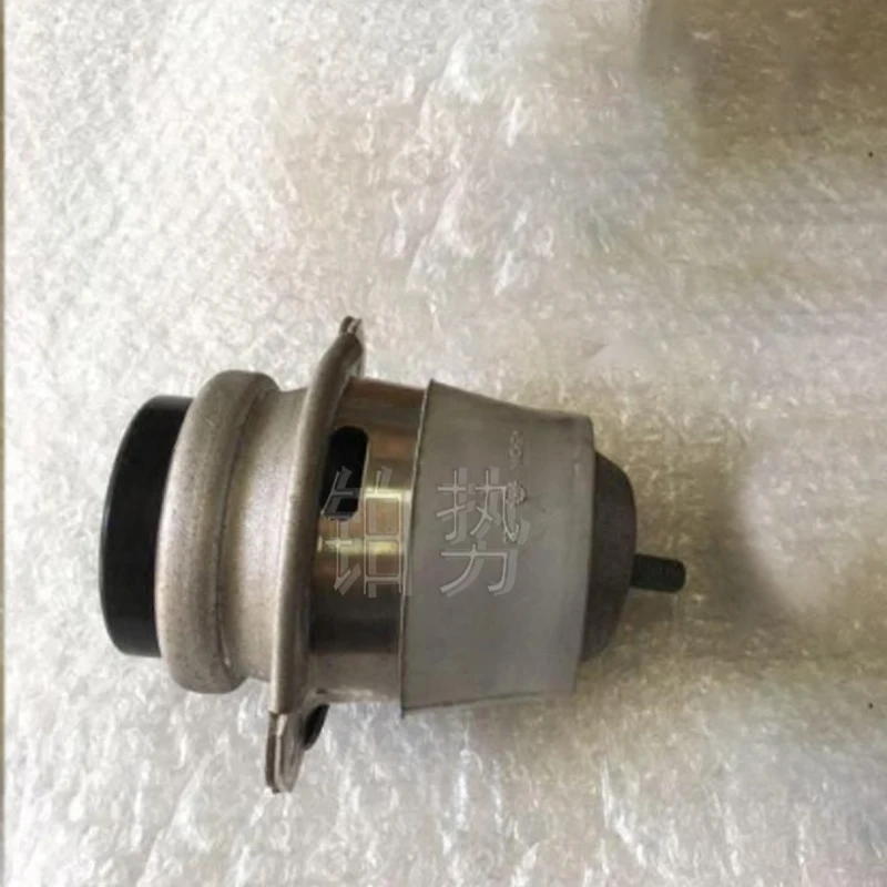 

Car Engine support base Hydraulic suspension 2011-Por sch eCa yen ne Engine foot rubber Gearbox foot pad Engine foot claw