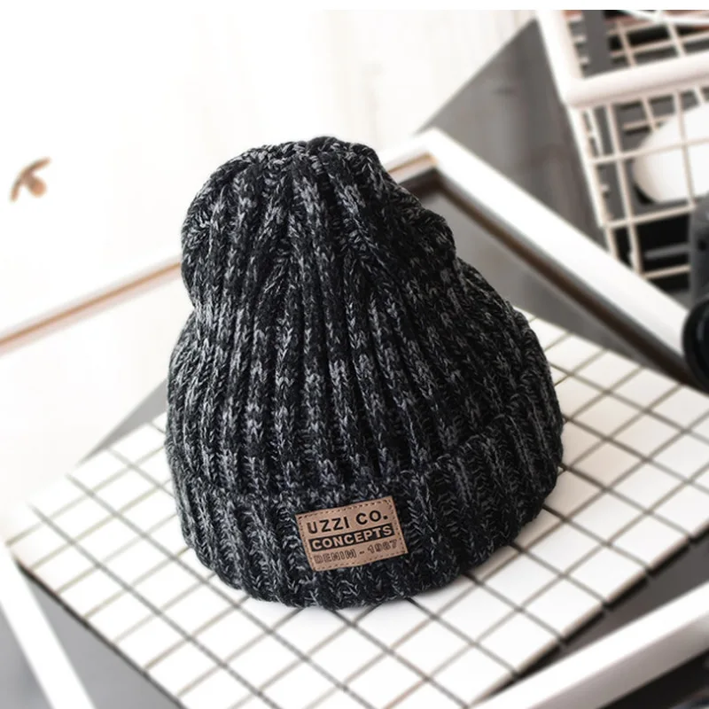 Fashion Winter Hats for Woman Casual Beanies for Men Women Warm Knitted Winter Hat Fashion Solid Hip-hop Beanie Hat Unisex Cap - Цвет: Black-Gray-2