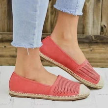 Весенние водонепроницаемые Мокасины без застежки; женские лоферы; новые модные кожаные туфли из сетчатого материала; повседневная женская обувь на плоской подошве; цвет серый, черный, желтый; большие размеры 35-43