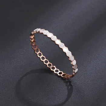 

New Personality Titanium Steel Honeycomb Geometric HexagonAvoid Allergies Rose Gold Inlaid Mother-Of-Pearl Fashion Open Bracelet