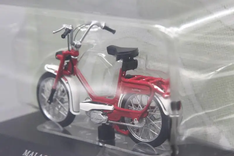1/18 Diecast MALAGUTI DRIBBLING Passion Motorcycle Motobike Model Toy 
