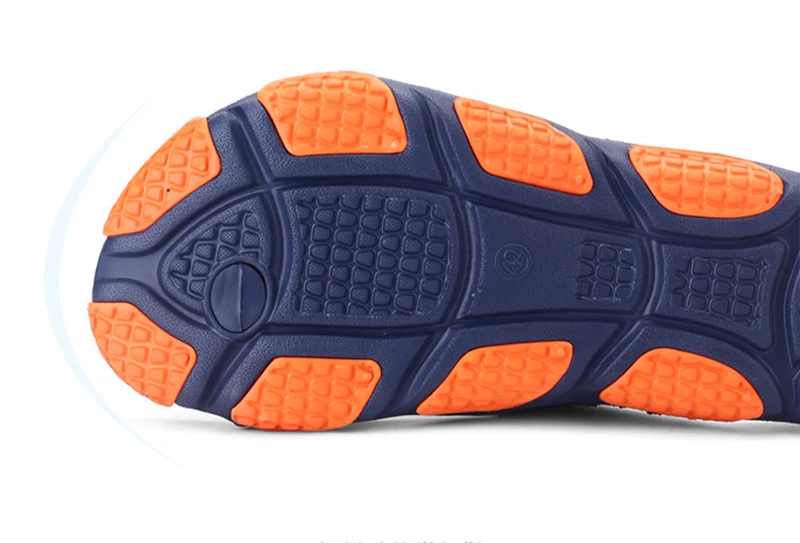 3905556382_1768600717