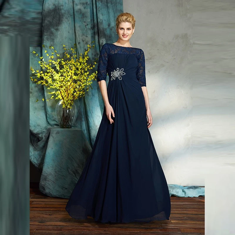 

Classic Gorgeous Dark Navy Lace Three Quarter Sleeves Mother of the Bride Dresses Bateau Neckline Beaded Wedding Party Gowns