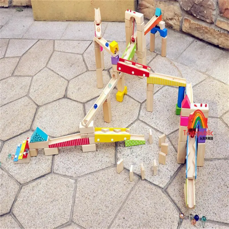 

Big Brand Wooden Intelligence Assembling Creative Ball Bearing Camera Track Building Blocks Slide Toy