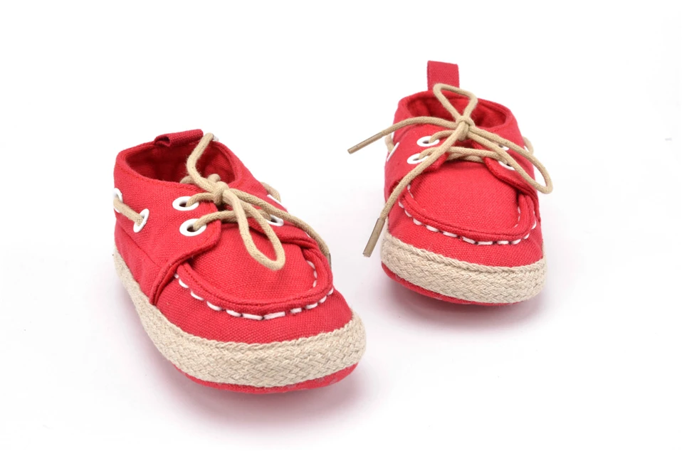 Демисезонный для малышей, которые делают первые шаги; детская обувь для мальчиков и девочек, мягкая подошва кроватки Шнурки тапки не начавших ходить, на высоких каблуках; Sapatos со шнуровкой обувь Kawaii