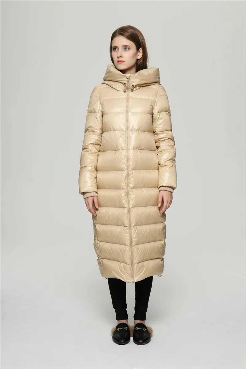 Beige AYUSNUE Для женщин Зимняя куртка-пуховик длинные 90% Белое пуховое пальто Для женщин в Корейском стиле с капюшоном, пуховик Chaqueta Mujer YY1192 - Цвет: Beige