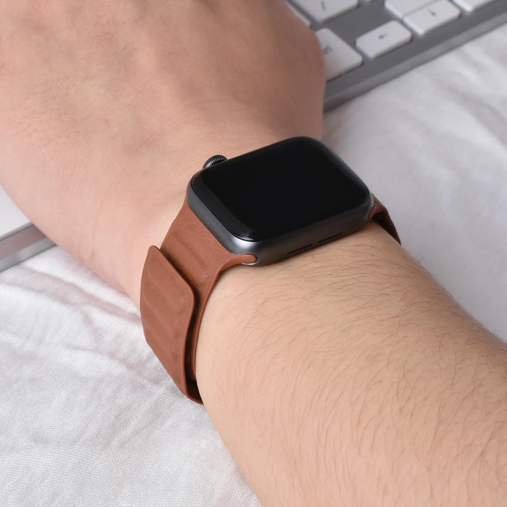 Cinturino magnetico ad anello in pelle per cinturino in Silicone apple watch  44mm 40mm 41MM 45MM serie iWatch 7 6 SE 5 4 3 bracciale 42mm  38mm|Watchbands| - AliExpress