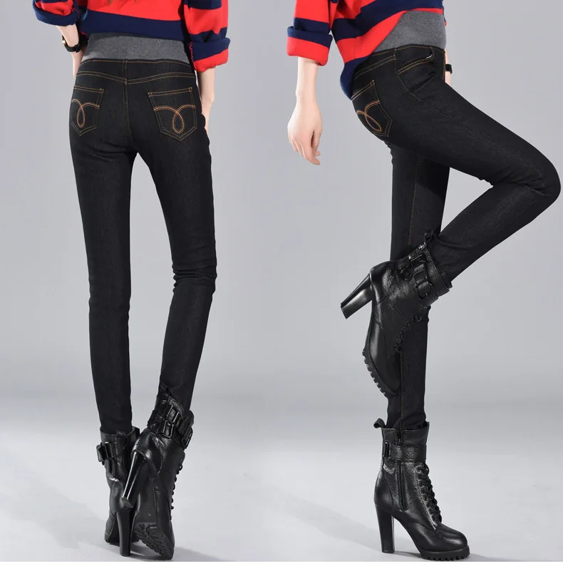 3369620310_2084562574