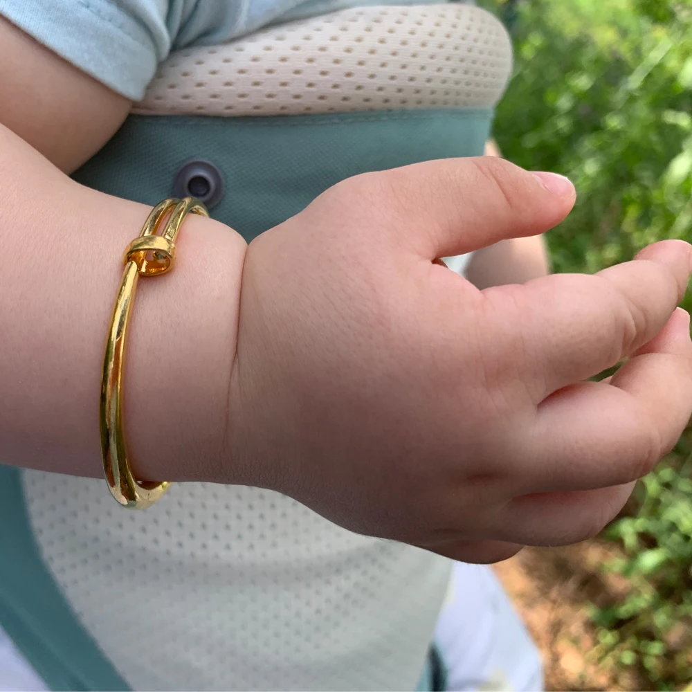 Ethlyn 2 шт./партия Классический Гладкий счастливый ребенок Newbaby золотой цвет Дети Регулируемый браслет лучшие детские подарки B147