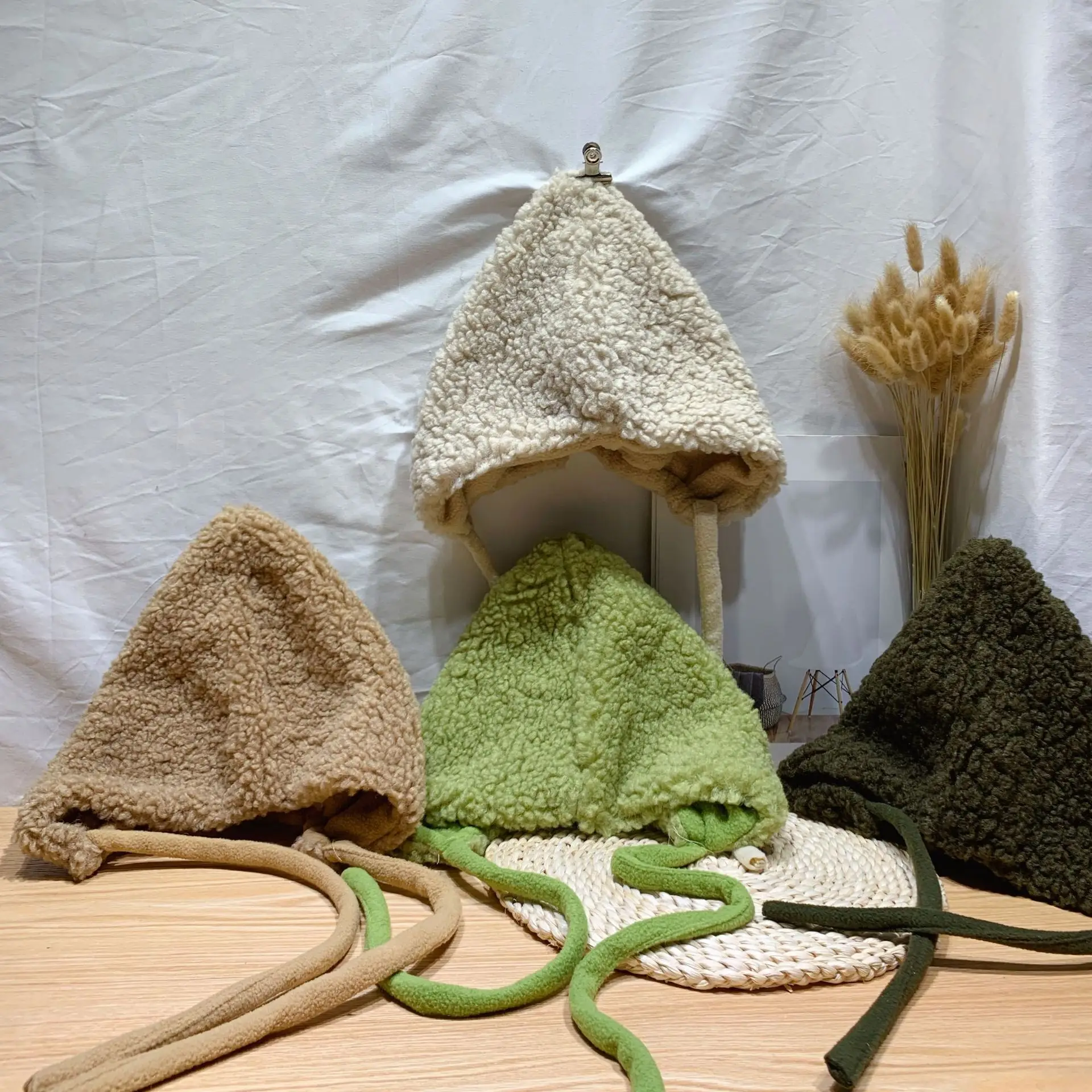 

Children Hat 2019 New Boys and Girls Solid-colored Plush Sharp Hat Baby Autumn and Winter Thick Warm Windbreaker Hats