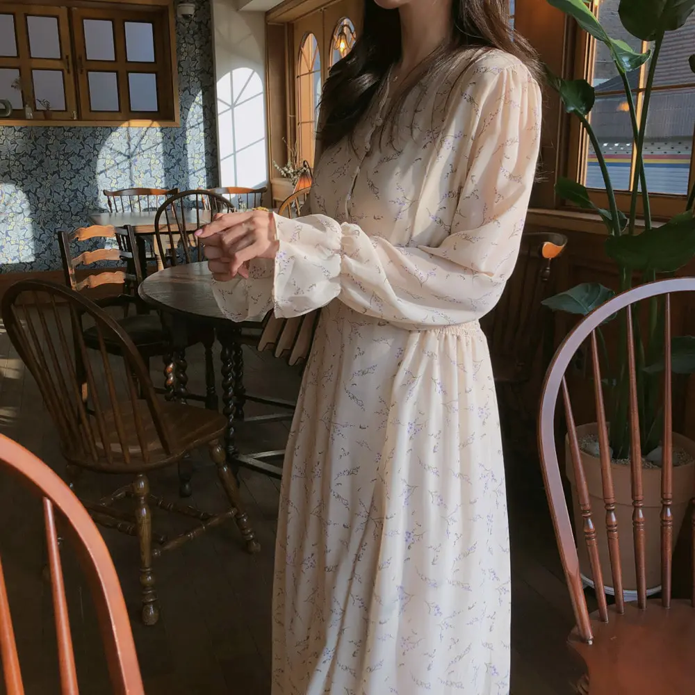 Осенне-зимние Базовые платья милое длинное платье-рубашка с расклешенными рукавами и цветочным принтом в винтажном стиле на пуговицах одежда в Корейском стиле 8131