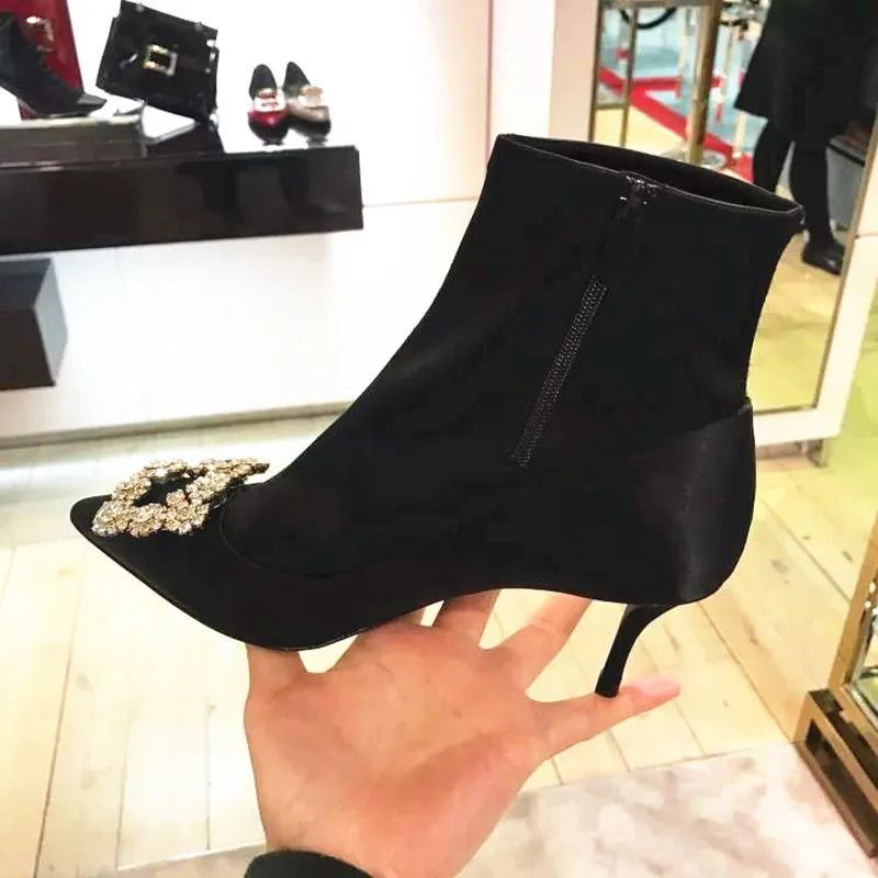 Scarpe donna/женские ботинки с металлическими украшениями; Botines Mujer; носки с цветочным узором; обувь на молнии; Botas; острый носок; chaussures femme; со стразами