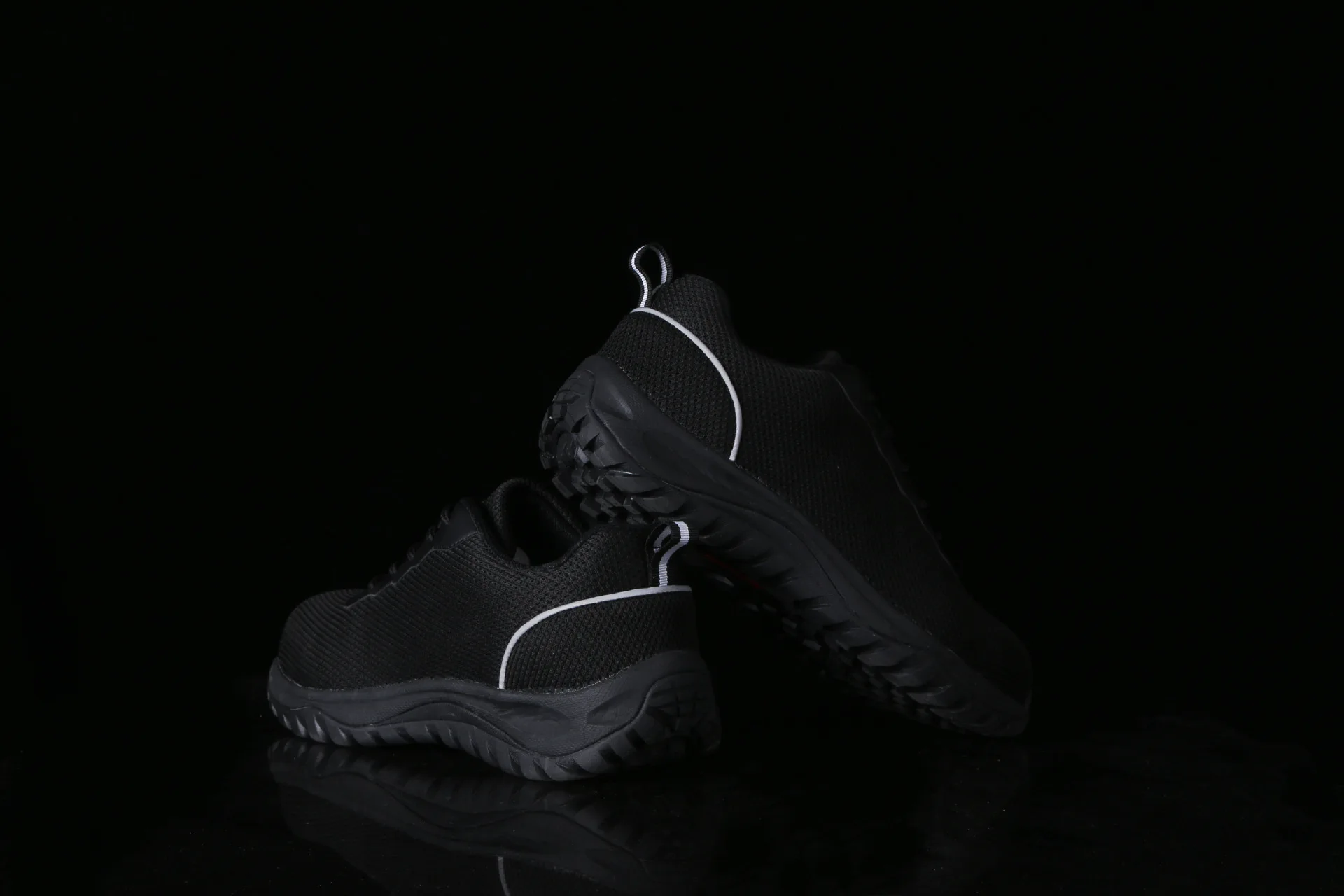 Мужская стальная защитная Рабочая обувь Легкий дышащий сварочный электрик защитная обувь строительные спортивные рабочие туфли