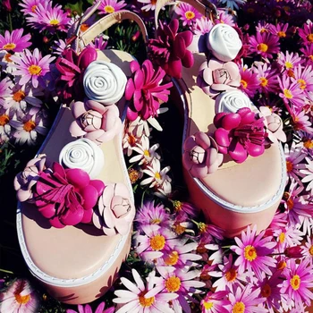 

Pink Floral Women Sandals Rosy Mix Color Flower Buckle Strap Shoes Thick Heel Height Increasing Ladies Fashion Sweet Summer Shoe