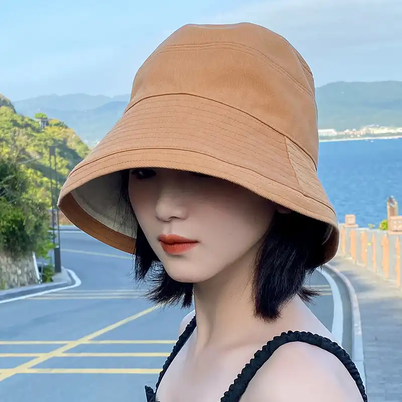 small brim sun hat