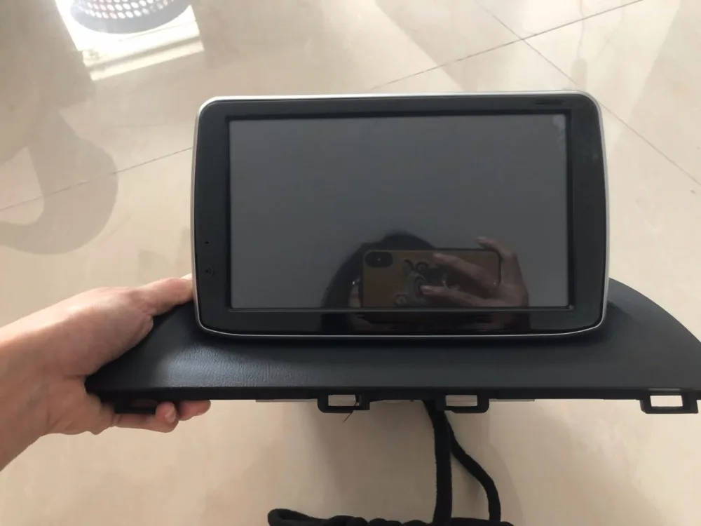 Cheap Chogath new Android 8.0  Car GPS  9 inch Navigation for Mazda3 Axela Car Stereo for mazda 3 steering control TPMS support 3