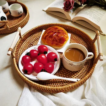 

Rattan Bread Storage Tray Round Basket with Handle Hand-Woven Rattan Tray Wicker Basket For Breakfast Dinner Parties Coffee SML