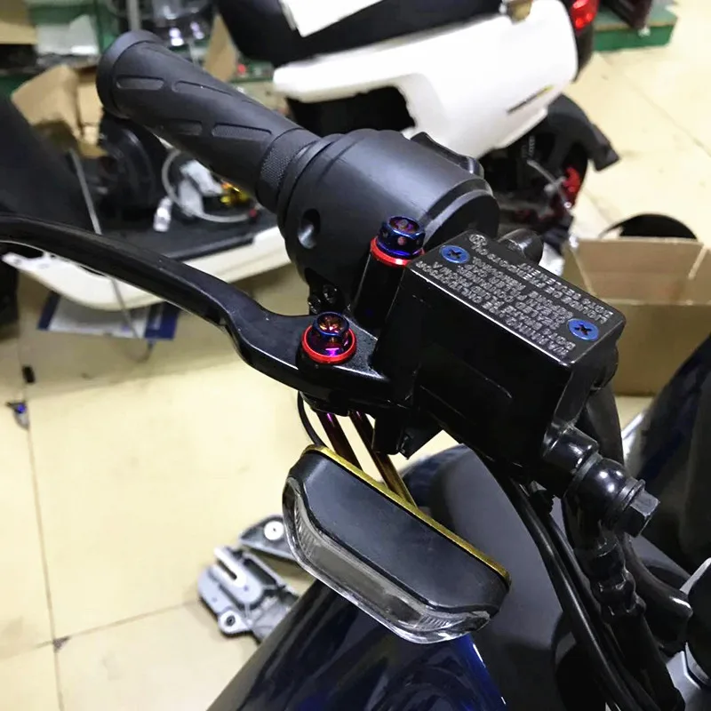 2 шт. мотоциклы M4X10mm потайной титановый сплав тормозной насос крышка болты крестовые винты