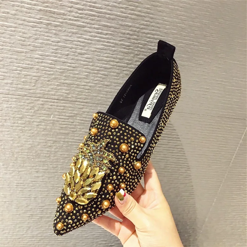 

Bling Rhinestone Flat Shoes Women 2020 Spring Point Toe Slip On Loafers Moccasins Pineapple Crystal Flats Ladies Casual Shoes