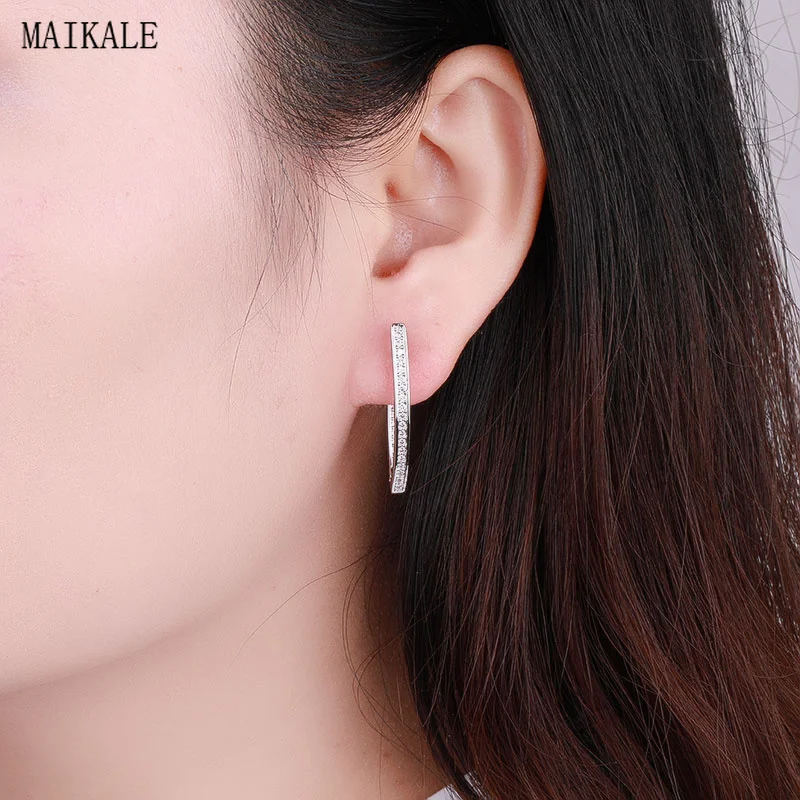 MAIKALE, трендовые серьги-гвоздики для женщин, v-образная форма, кубический цирконий, циркониевый зажим, серьги, новая мода, простой милый стиль, уникальные ювелирные изделия