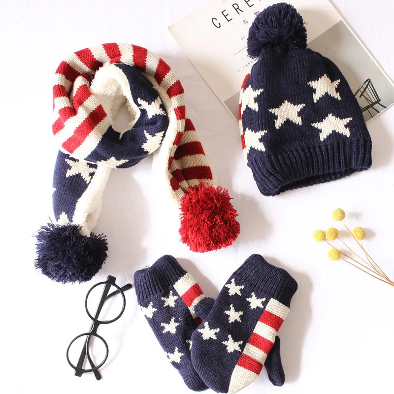 Зимние детские вязаные шапочки с помпоном, шапка шарф перчатки, комплект из 3 предметов, мягкие шарфы с капюшоном для мальчиков и девочек, детская шерстяная одежда с принтом со звездами - Цвет: B