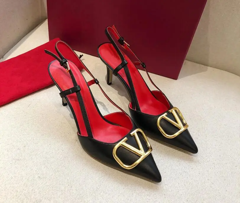 Sandalias de Metal con hebilla en forma de V, zapatos de tacón puntiagudo, elegantes y sexys, para boda y fiesta, novedad