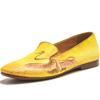 

YourSeason Ladies Loafers Retro Flats 2020 Spring Autumn Genuine Leather Slip On Casual Ladies Animal Bird Print Shoes Round Toe