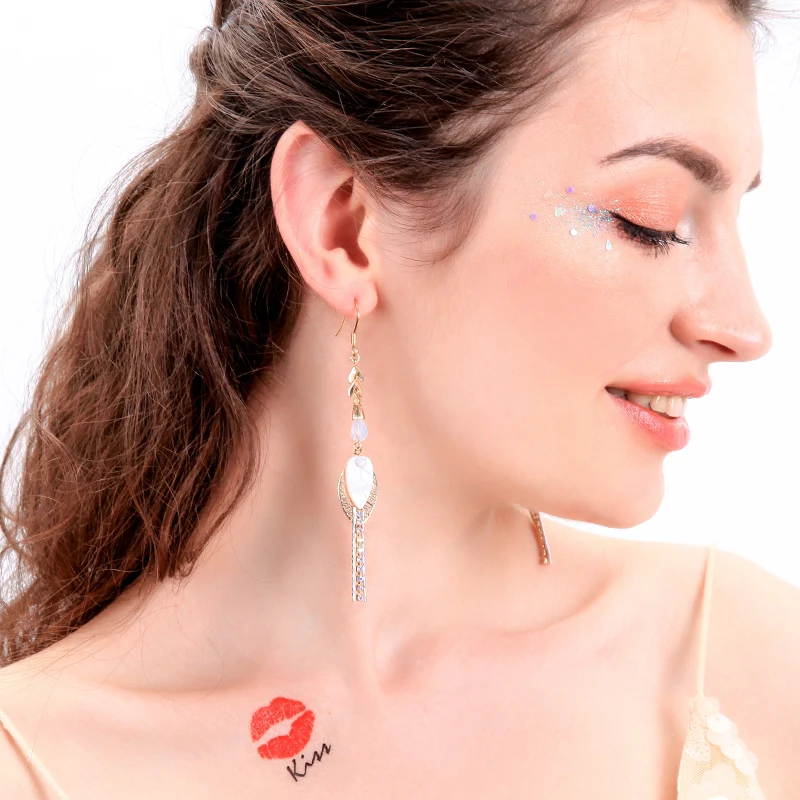 

Elegant Women Drop Earrings Shiny Crystal Shell Pendant Drop Earrings For Women Fashion Jewelry Gift Accessories