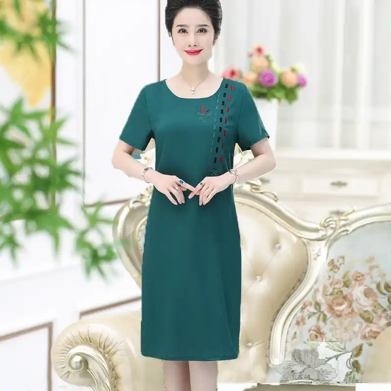 dress for 60 year old woman