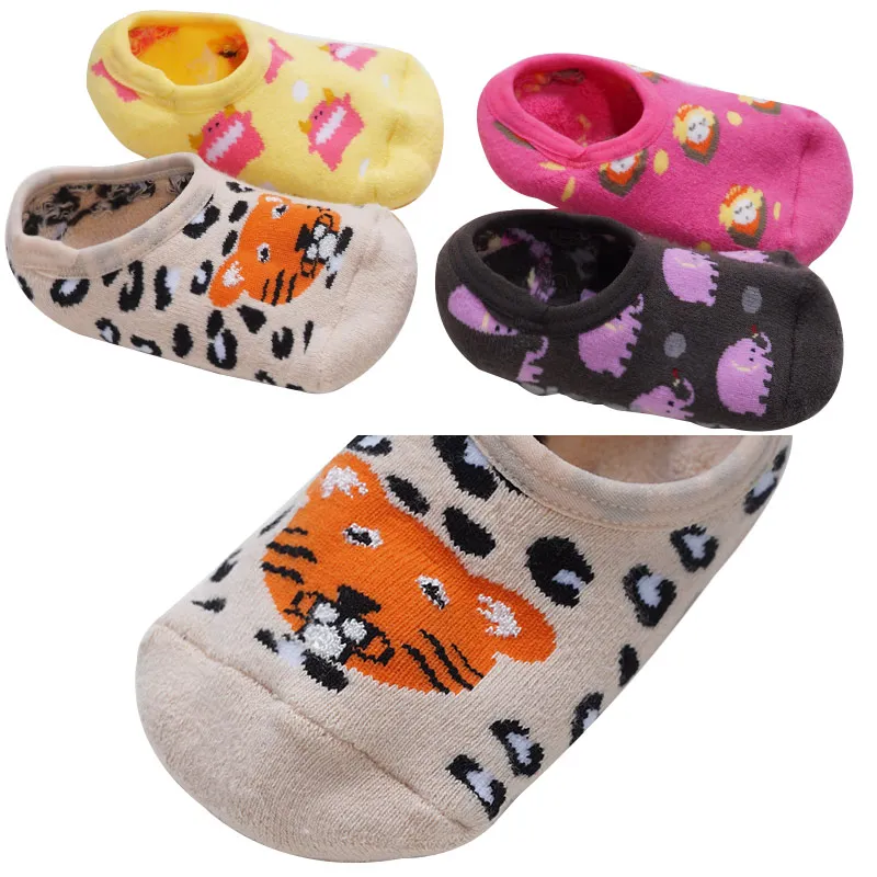 Рисунок 5 - Милые детские носки из мультфильма