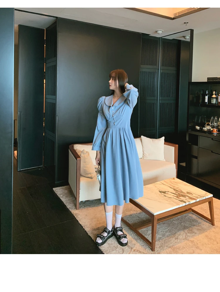2020 autumn and winter fashion new retro dress Hepburn style French girl long sleeve gentle puff sleeve over the knee mid-length
