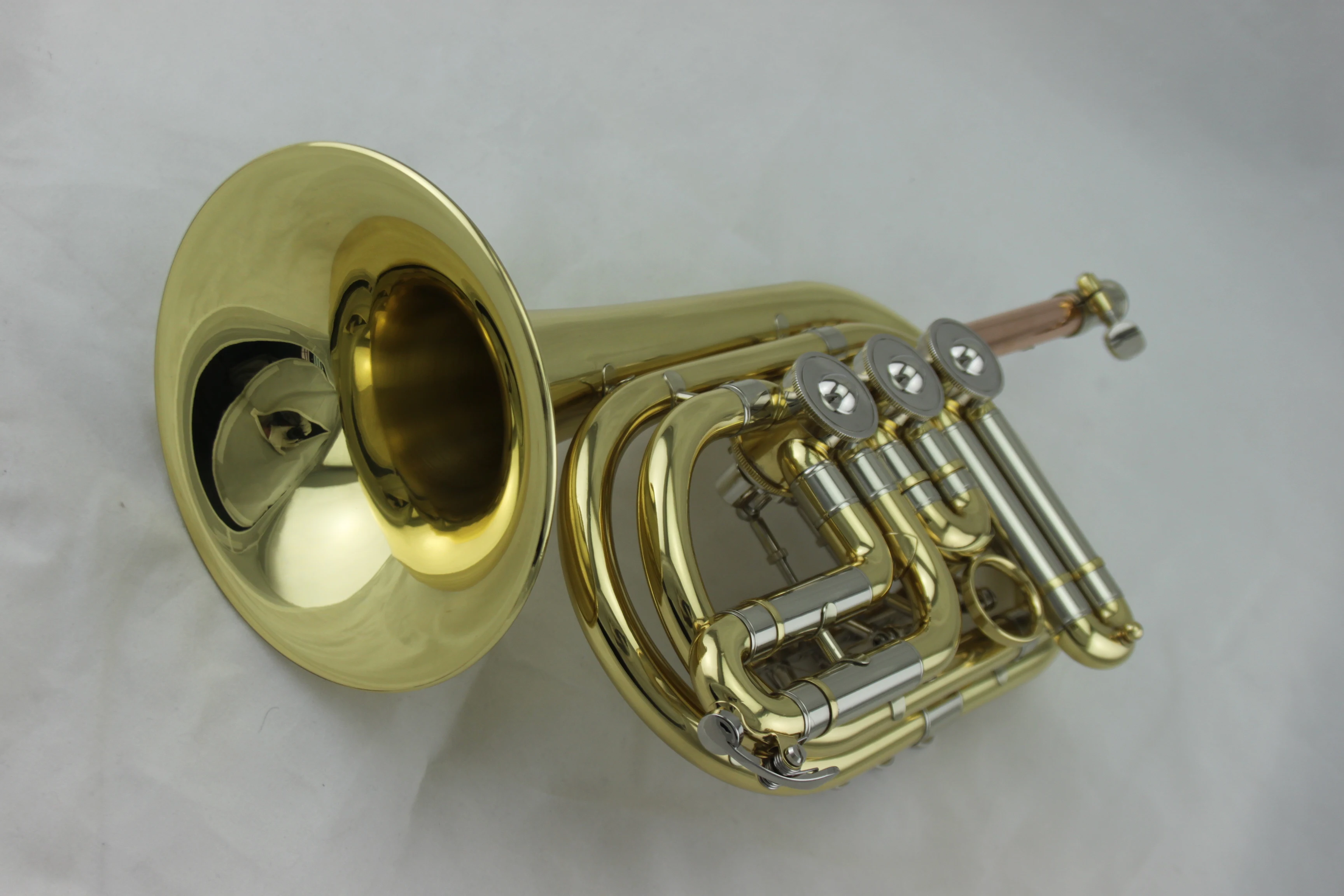 Gold lacquer Rotary valve type Tone Bb Cornet