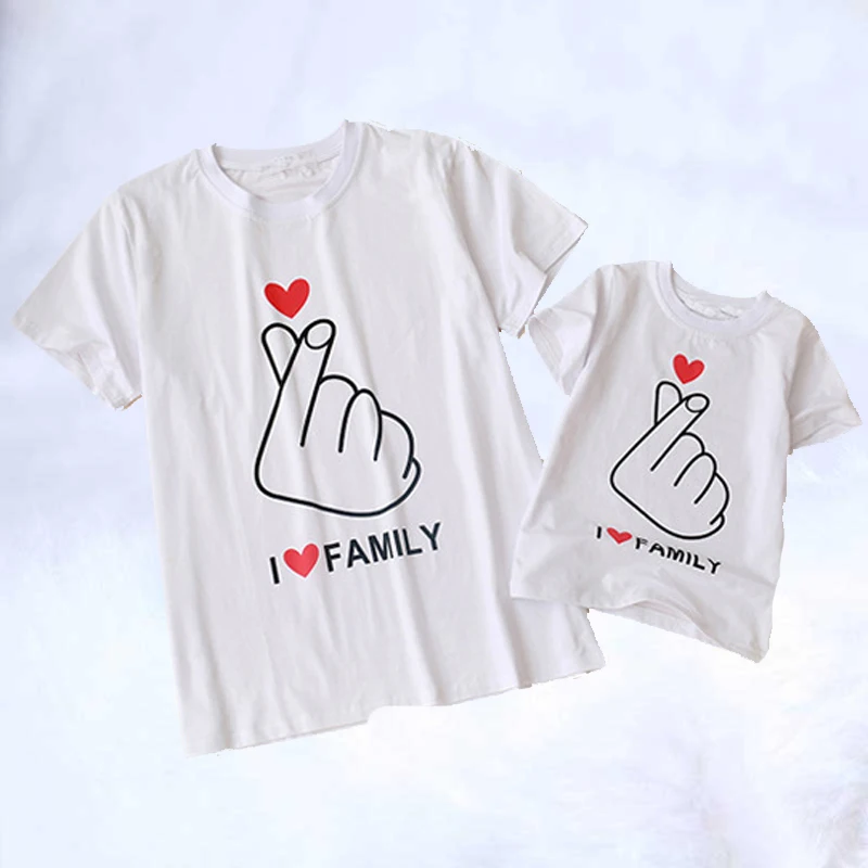 Одежда для семьи летние футболки с надписью «I LOVE» одинаковые комплекты для мамы и сына одежда для папы, мамы и сына