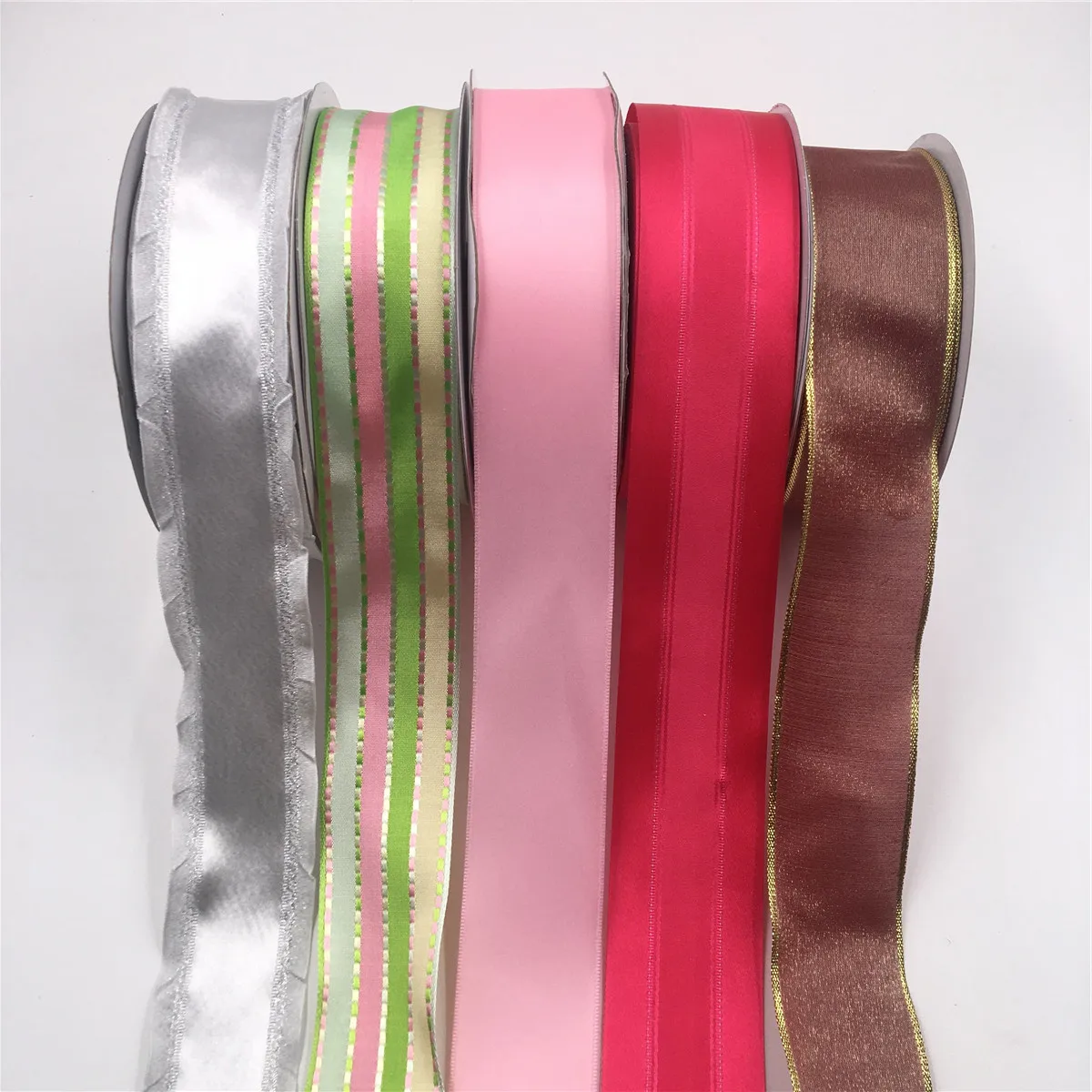 

38mm 25Yards Christmas Ribbon Wired Edge White Wine Pink Silver Striped for Birthday Gift Box Wrapping Decoration DIY 1-1/2"