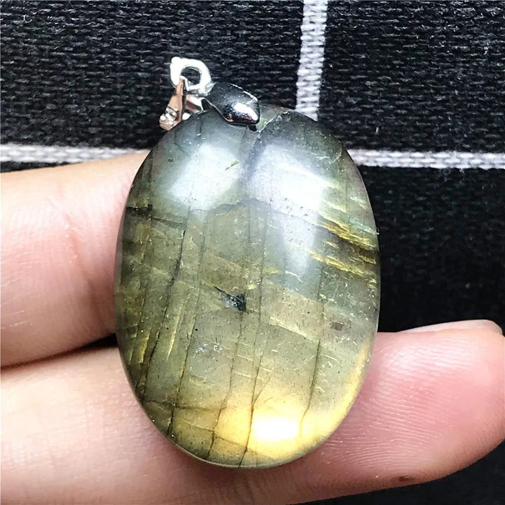 Labradorite Pendant (130)