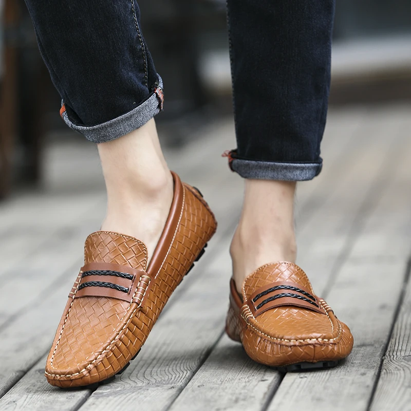 

Brand men's Loafers fashion comfortable flat casual shoes outdoor men's breathable non-slip soft leather tassel driving shoes Mo