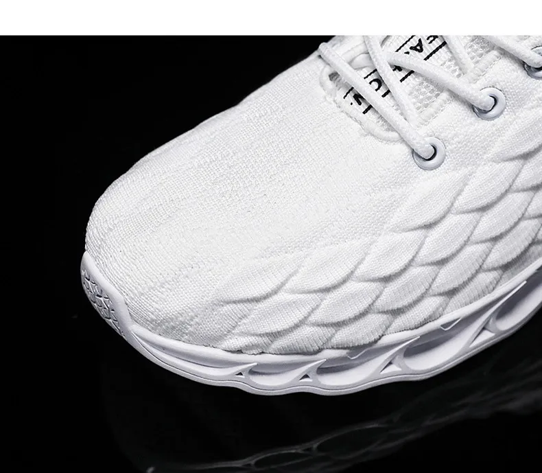 11834086314_261111519