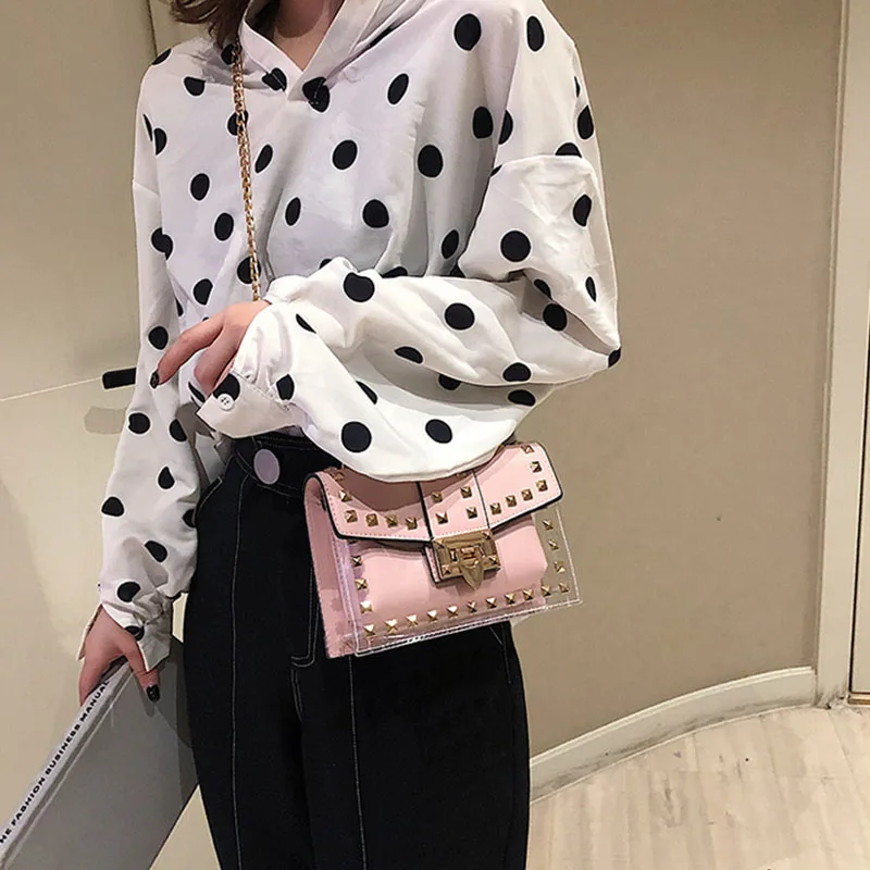 10553252744_1964996055