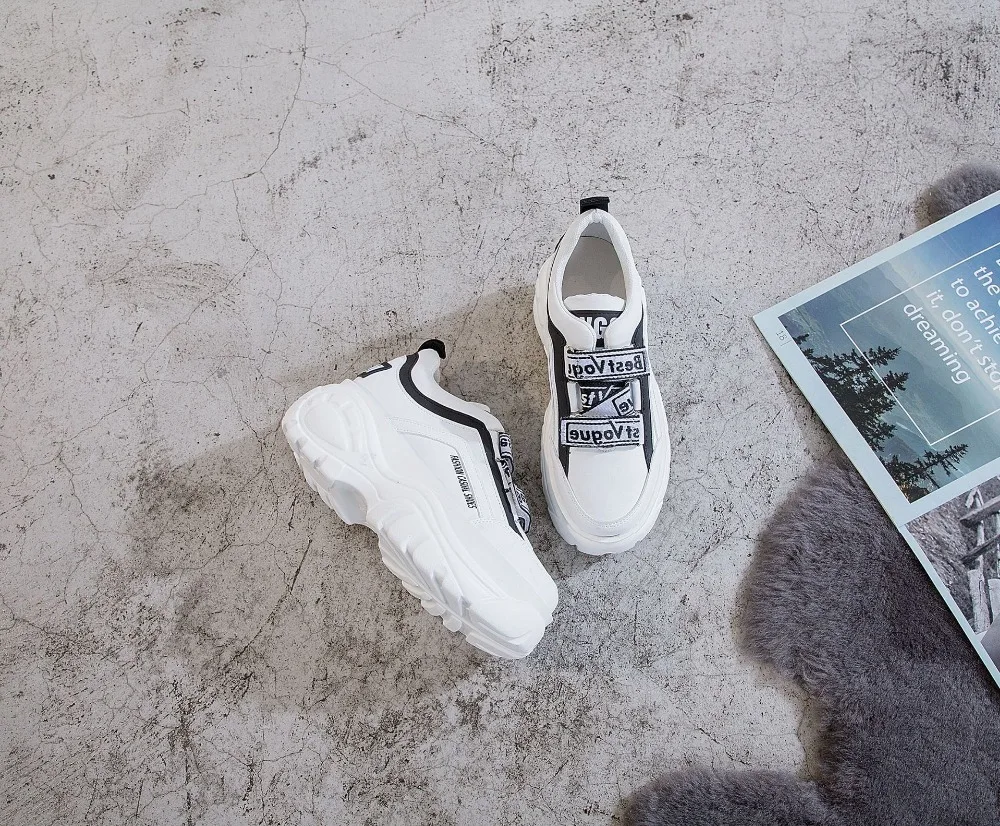 HTB1UKdGafvsK1RjSspdq6AZepXa6