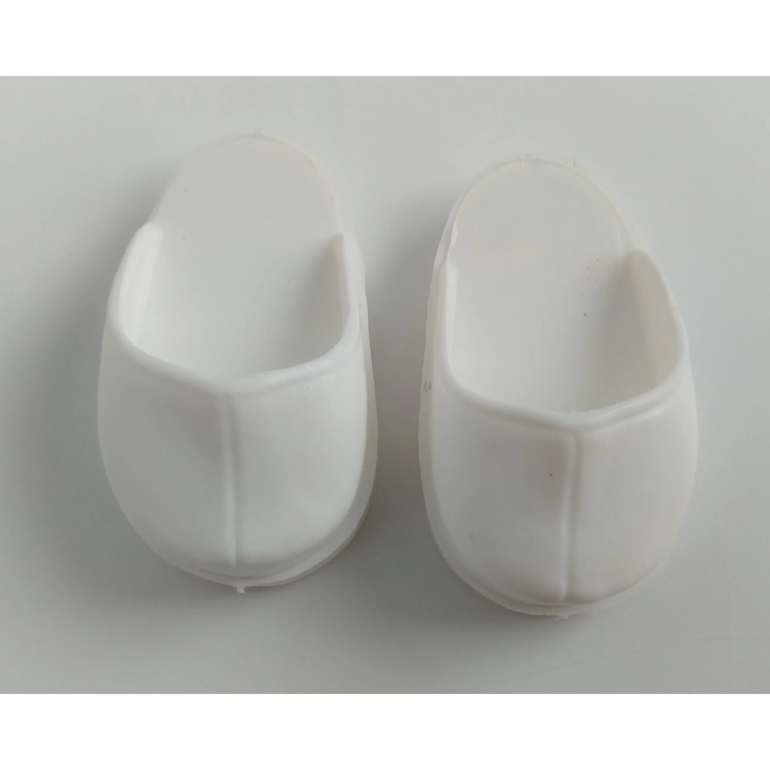 Par de zapatos zueco de muinecas valido para muinecas colección tipo Nancy clapica, Sintra, Noa. Medidas zapato: 55x30 мм