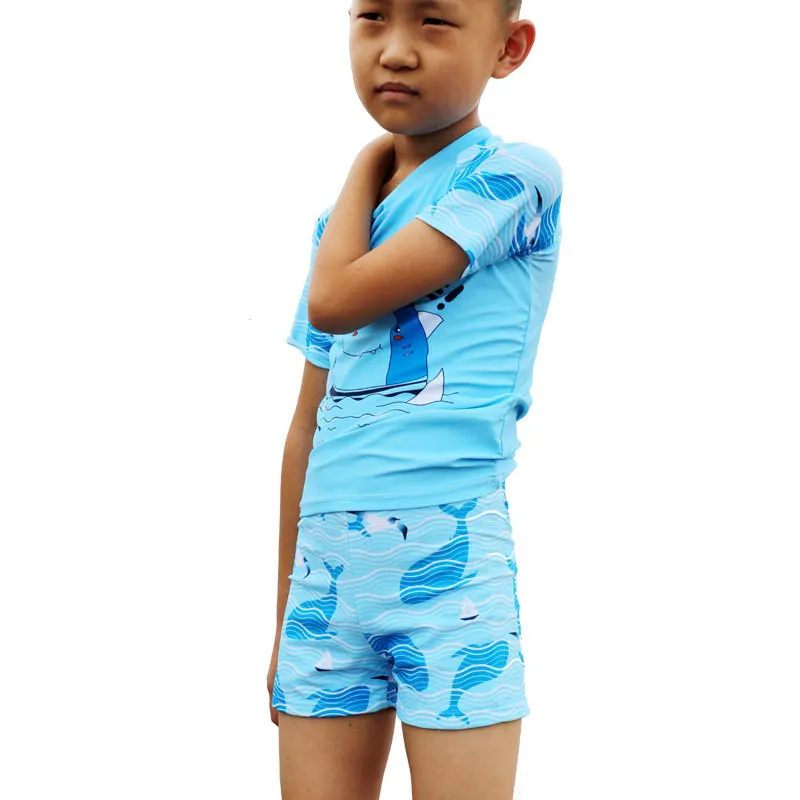 11967981175_2051784385