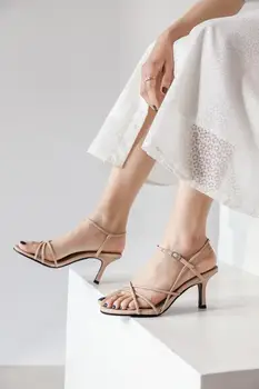 

2020 summer wild thin heel temperament sandals with high heels fairy style round head sandals female Z773
