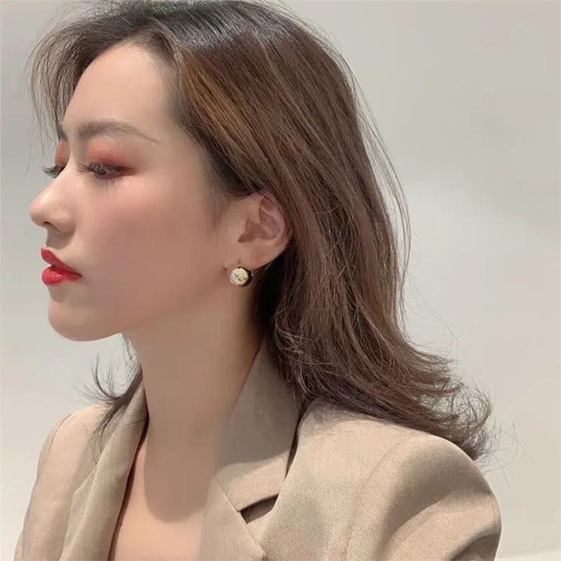 

Rongho Vintage Metal Ball Stud Earrings for Women Gothic Jewelry Gold Earring Femme Heart Brincos Hiphop Bijoux