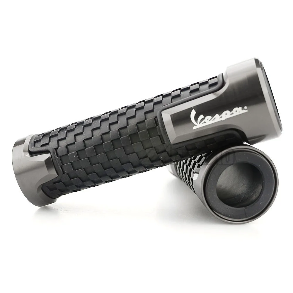 vespa hand grips (4)